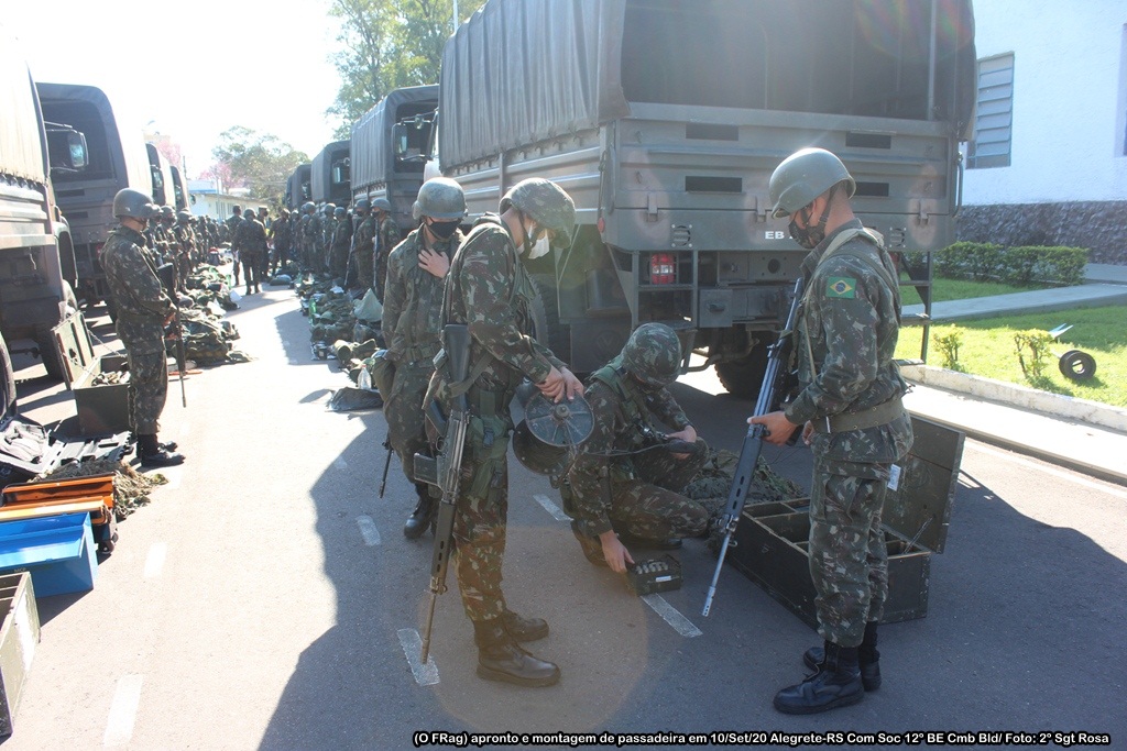 Comando e integrantes do 12º BE Cmb Bld lamentam a morte prematura