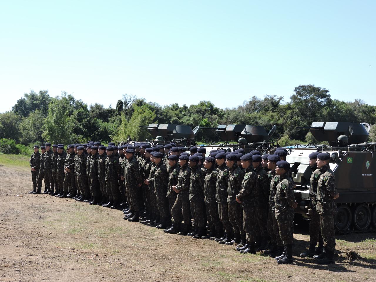 Comando e integrantes do 12º BE Cmb Bld lamentam a morte prematura